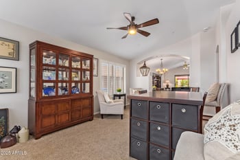 8828 Fountain St, Mesa, AZ 85207