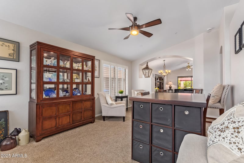 8828 Fountain St, Mesa, AZ 85207