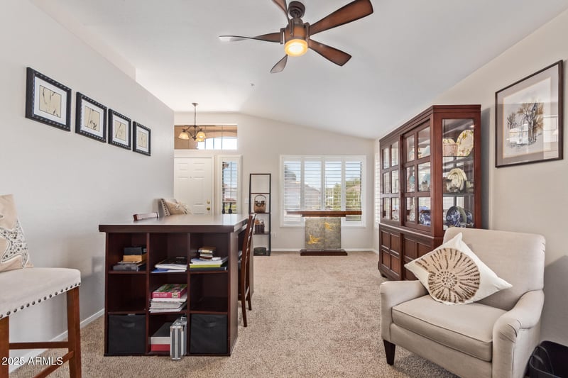 8828 Fountain St, Mesa, AZ 85207