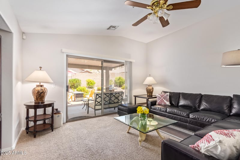 8828 Fountain St, Mesa, AZ 85207