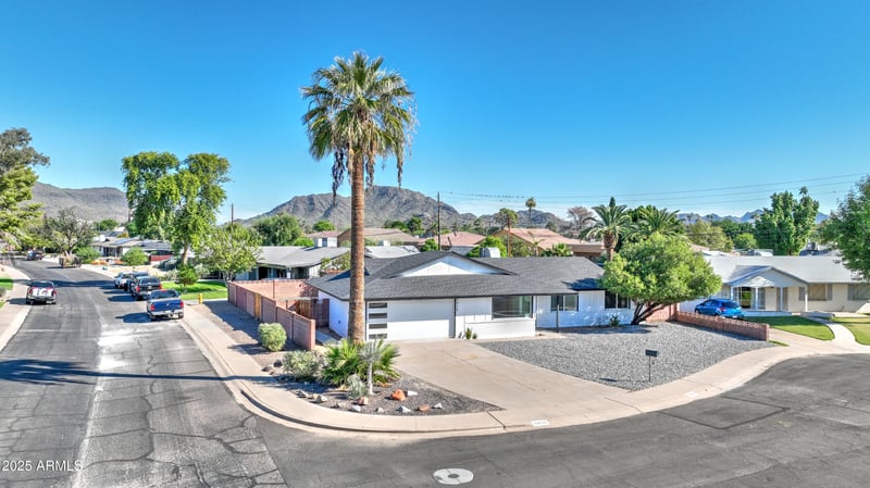 8829 17th Ave, Phoenix, AZ 85021