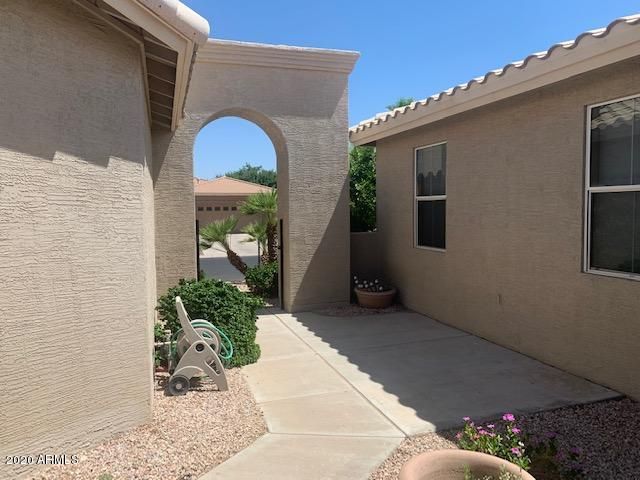 8829 E Sunridge Dr, Sun Lakes, AZ 85248