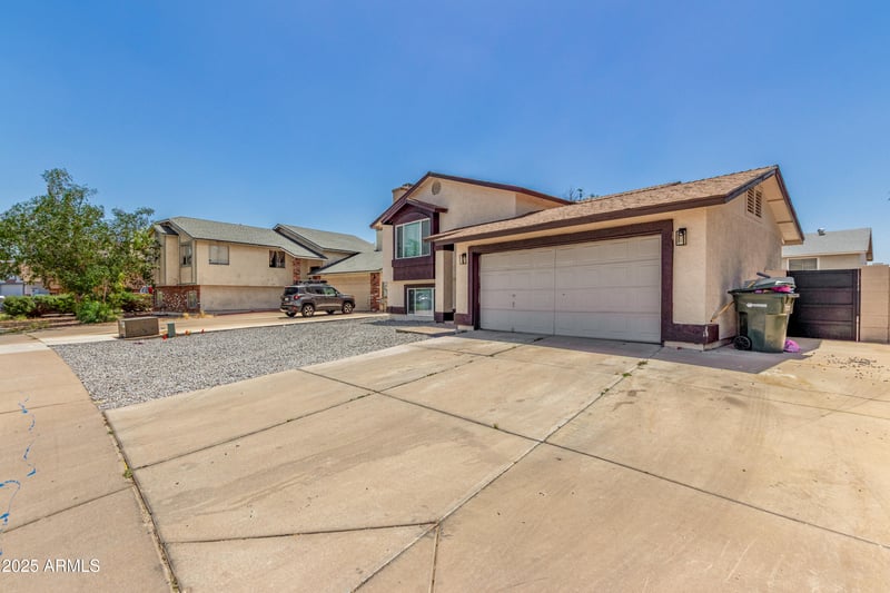 8829 Sheridan St, Phoenix, AZ 85037