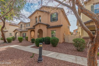 883 Pheasant Dr, Gilbert, AZ 85296