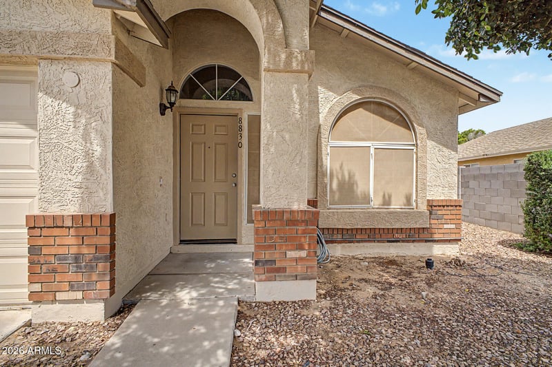 8830 Dallas St, Mesa, AZ 85207