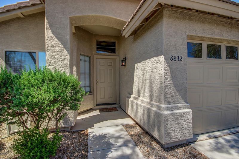 8832 E Colby Cir, Mesa, AZ 85207
