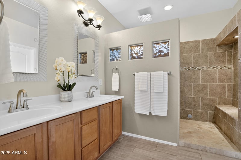8832 Golddust Dr, Queen Creek, AZ 85144