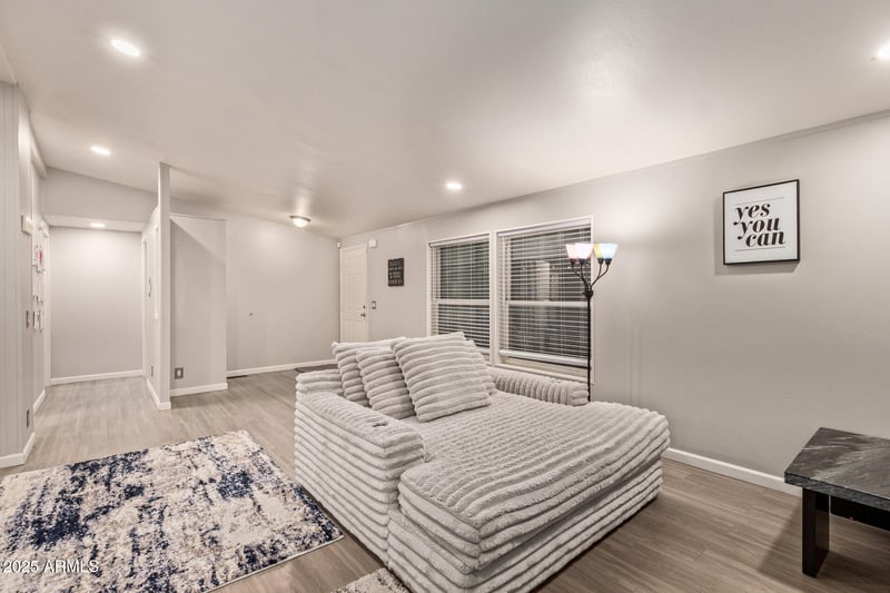 8832 Pueblo Ave #22, Mesa, AZ 85208