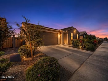 8832 Albeniz Pl, Tolleson, AZ 85353