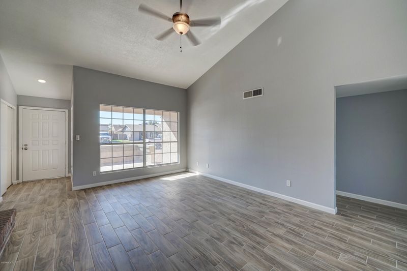 8832 W Coolidge St, Phoenix, AZ 85037