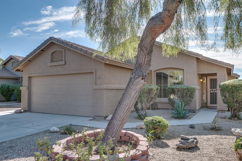 8833 E Colby Cir, Mesa, AZ 85207