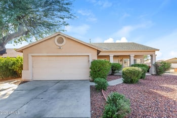 8833 Monte Vista Rd, Phoenix, AZ 85037