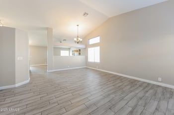 8833 Monte Vista Rd, Phoenix, AZ 85037