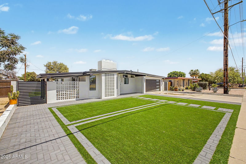 8833 N 39th Ave, Phoenix, AZ 85051