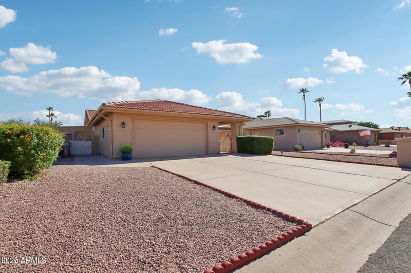 8833 Player Dr, Sun Lakes, AZ 85248