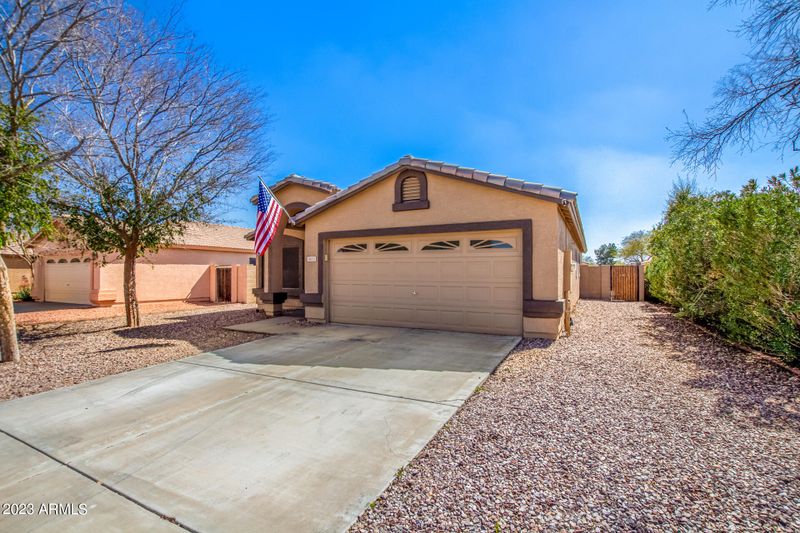 8833 W Royal Palm Rd, Peoria, AZ 85345