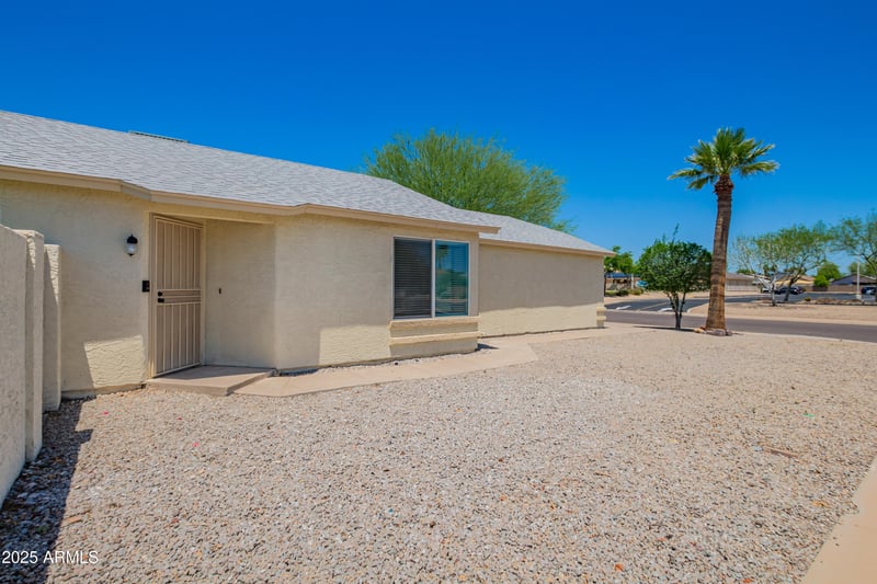 8835 John Cabot Rd, Peoria, AZ 85382