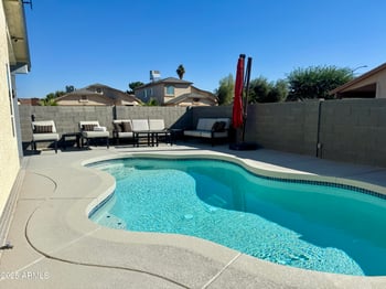 8835 Michelle Dr, Peoria, AZ 85382