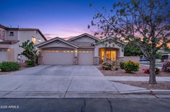 8837 Midway Ave, Glendale, AZ 85305