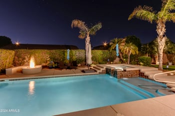 8837 W Runion Dr, Peoria, AZ 85382