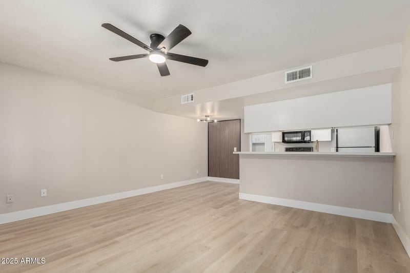 8838 8th St #B12, Phoenix, AZ 85020