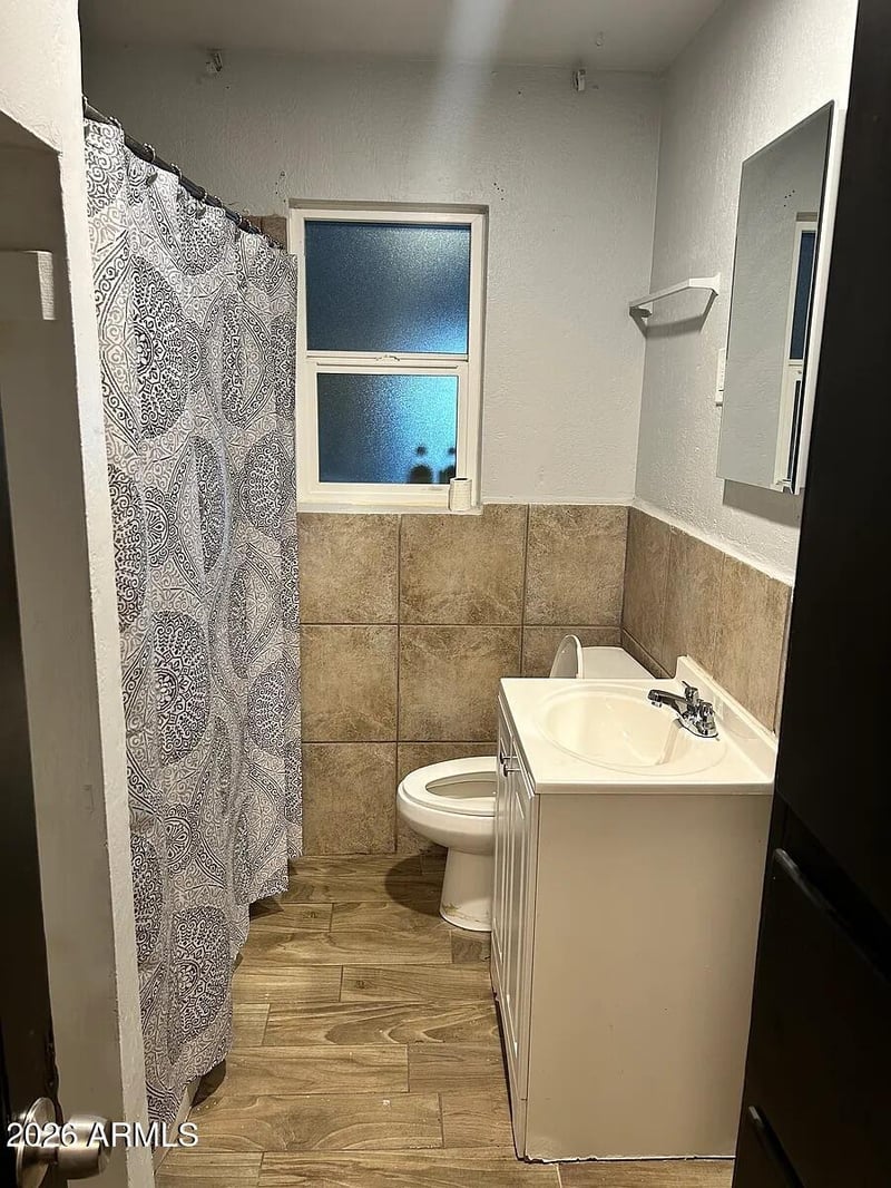 8838 2nd St, Phoenix, AZ 85020