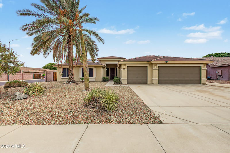 8838 W Potter Dr, Peoria, AZ 85382