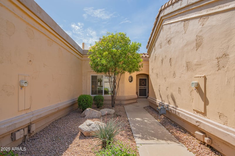 8839 Rimrock Dr, Peoria, AZ 85382