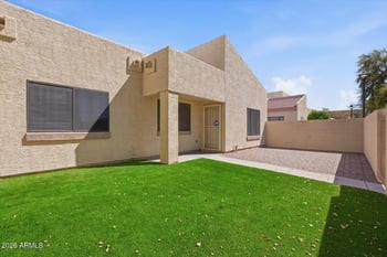 8840 47th Dr, Glendale, AZ 85302