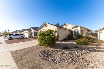 8840 Morningside Dr, Peoria, AZ 85382