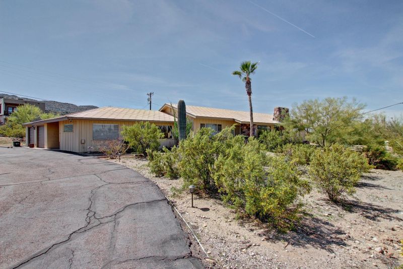8840 S 18th St, Phoenix, AZ 85042