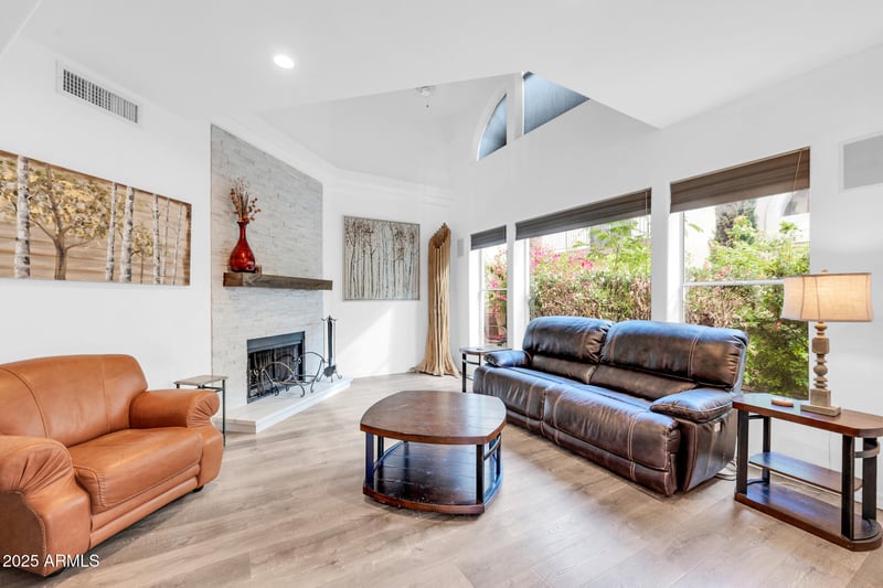 8841 51st St #1, Phoenix, AZ 85044