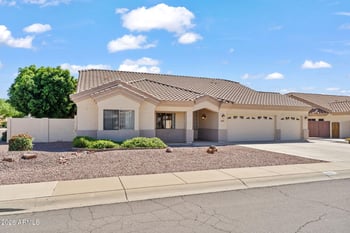8841 Port Royale Ln, Peoria, AZ 85381