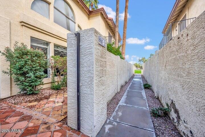 8841 51st St #1, Phoenix, AZ 85044