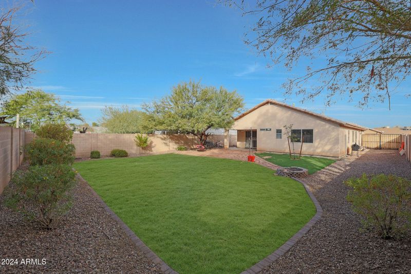 8841 W Minnezona Ave, Phoenix, AZ 85037