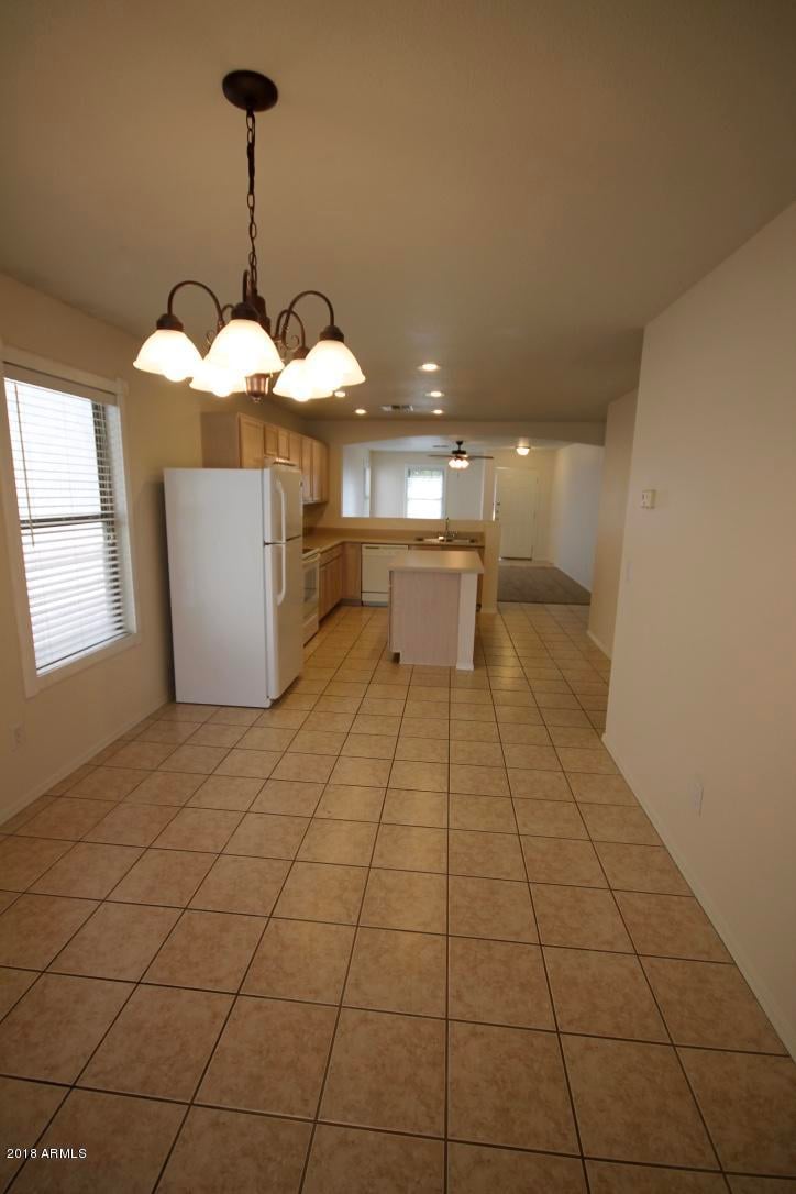 8842 E Portobello Ave, Mesa, AZ 85212