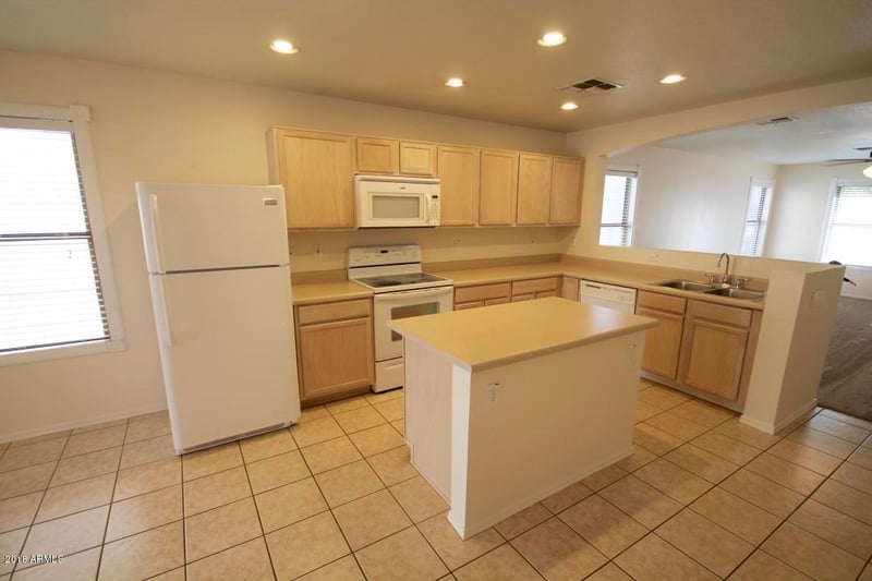 8842 E Portobello Ave, Mesa, AZ 85212