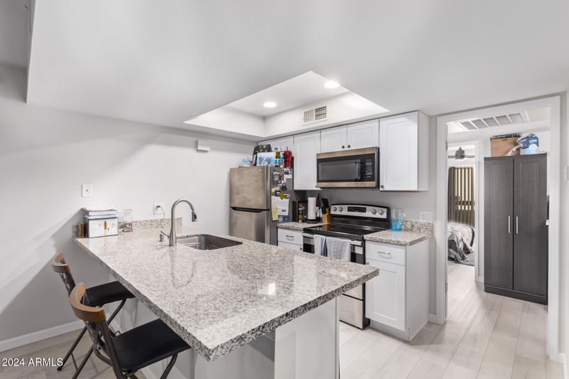 8842 N 8th St #208, Phoenix, AZ 85020