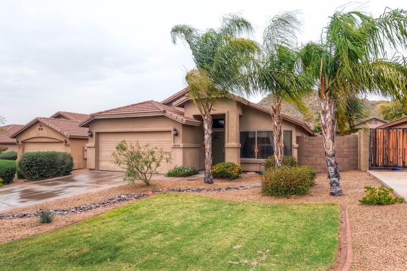 8844 E Fairfield St, Mesa, AZ 85207