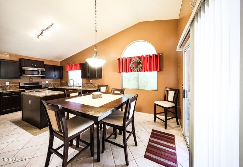 8845 W Greer Ave, Peoria, AZ 85345