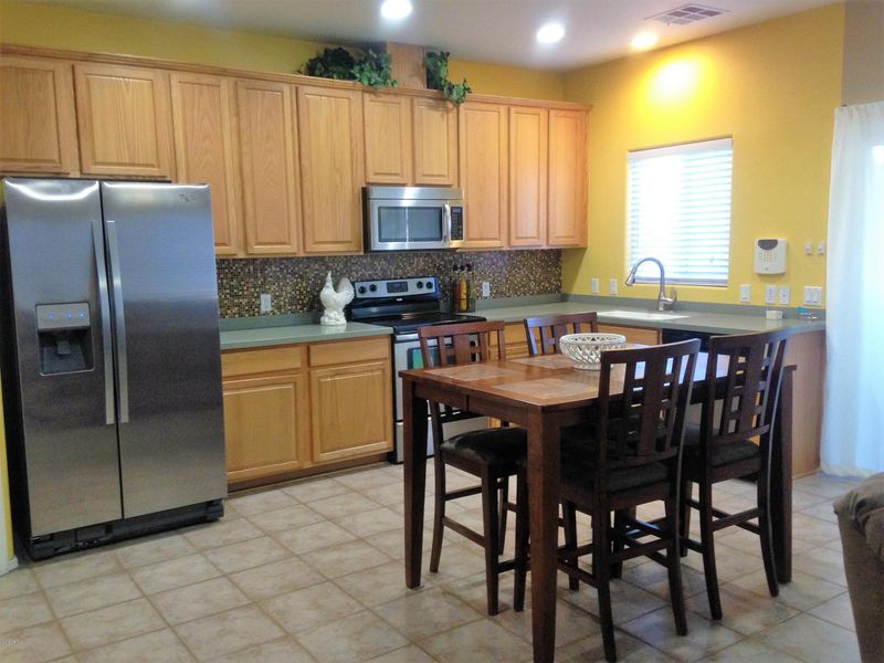 8847 W Aster Dr, Peoria, AZ 85381