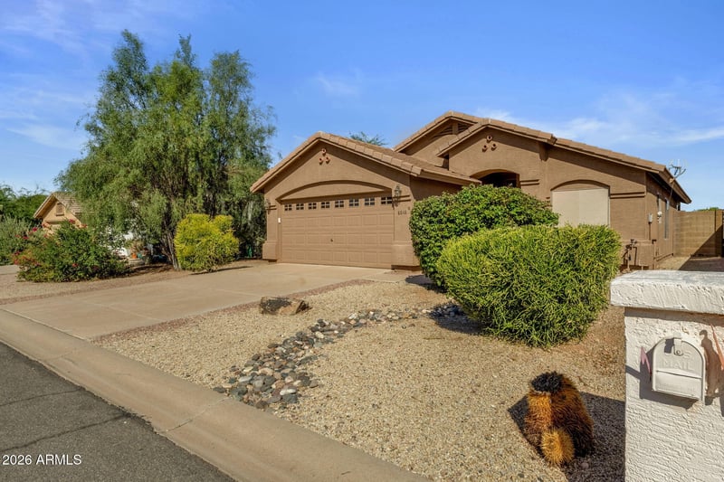 8848 E Civano Dr, Gold Canyon, AZ 85118