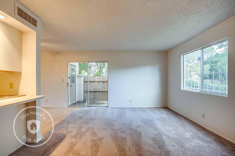 8849 N 12th Pl, Phoenix, AZ 85020