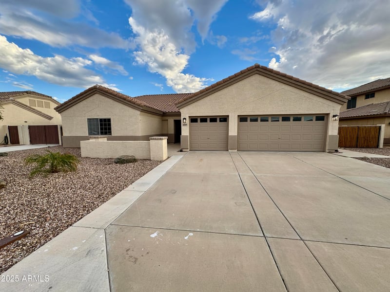 8849 Port Royale Ln, Peoria, AZ 85381
