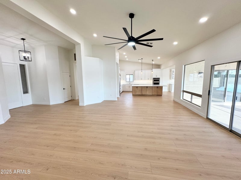 8849 Port Royale Ln, Peoria, AZ 85381