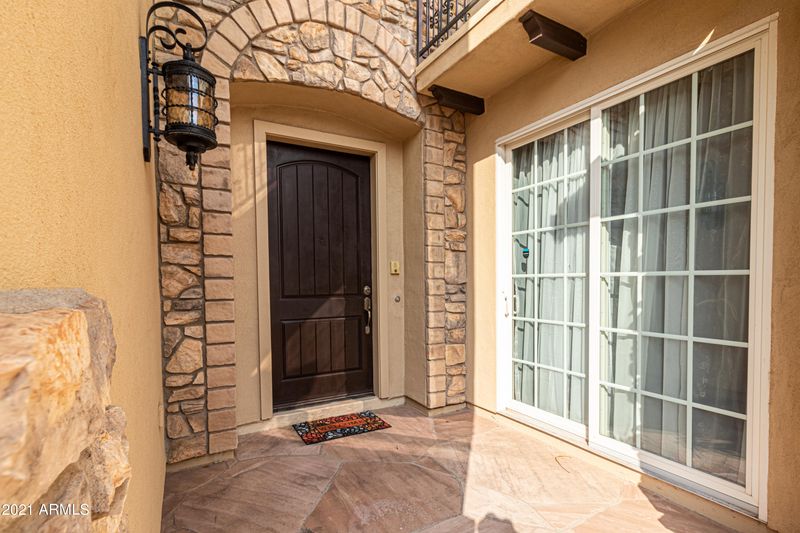 885 E Mead Dr, Chandler, AZ 85249