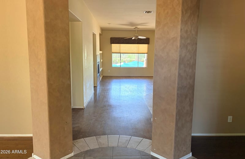 8851 E Norwood St, Mesa, AZ 85207