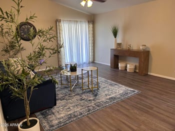 8852 Dartmouth St, Mesa, AZ 85207