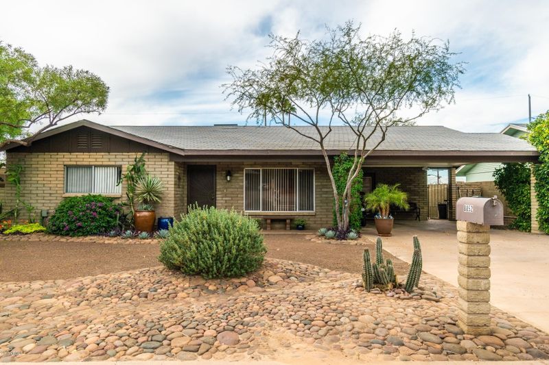 8852 N 13th St, Phoenix, AZ 85020