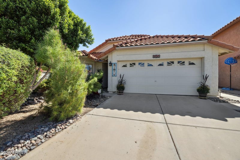 8853 Charter Oak Dr, Scottsdale, AZ 85260